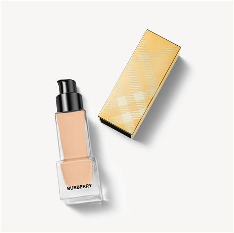 Ultimate Glow Foundation – 30 Light Wa